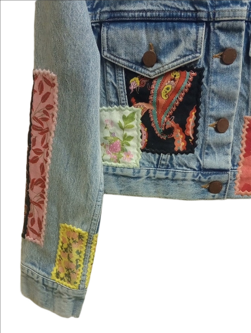 ALICE + OLIVIA LIGHT BLUE DENIM CROPPED JACKET WITH FLORAL PATCHES ◾SIZE XS - Picture 10 of 16